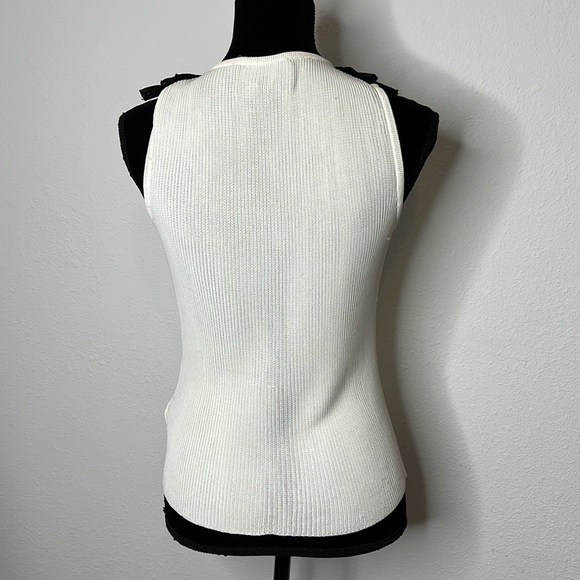 St. John Couture size Medium beaded, ruffled, ribbed sleeveless - Picture 10 of 16